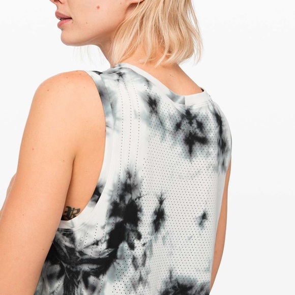 Lululemon Train to Be Tank *Shibori Deep Coal - Picture 4 of 7